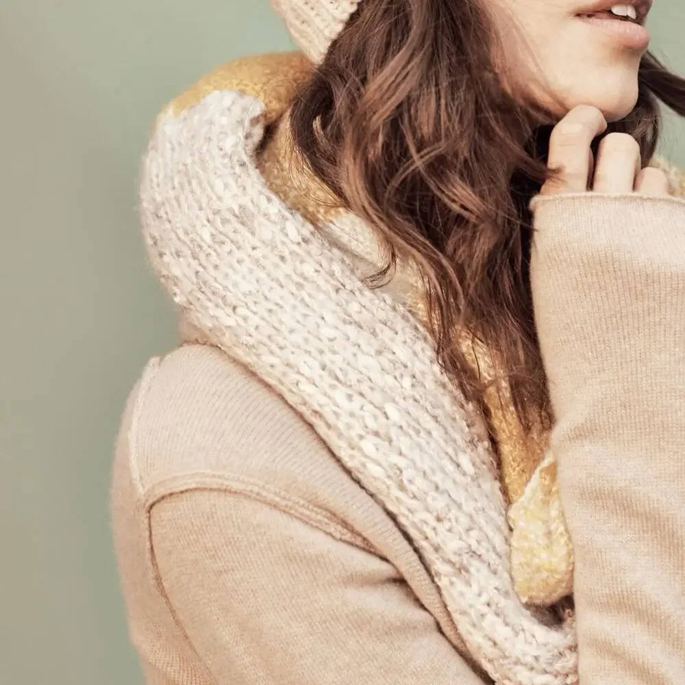 Sleeping On Snow Womens Scarf Multicolor Striped Chunky Knit Winter One Size